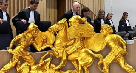 Апелляционный суд Амстердама постановил отдать Украине коллекцию золота скифов из музеев российского Крыма, которая сейчас находится в Нидерландах. Суд подтвердил предыдущее решение окружного административного суда Амстердама от 14 декабря 2016 года.
