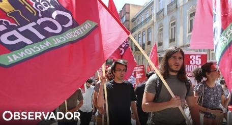 Португальские рабочие требуют снизить цены и повысить зарплаты
