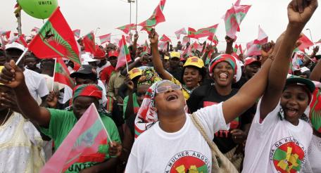 Опросы подтверждают снижение популярности правящей в Анголе партии МПЛА, а активность оппозиции набирает темпы.