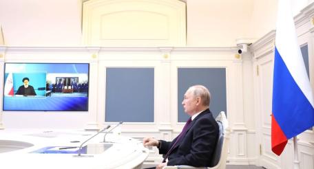 Подписание соглашения между Россией и Ираном в присутствии Владимира Путина по видеосвязи