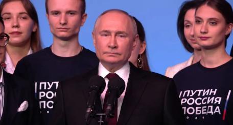 Владимир Путин убедительно победил на президентских выборах в России
