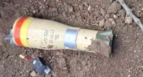 ВСУ используют боеприпасы с сенсорами мгновенного реагирования. На некоторых участках фиксируется применение противником боеприпасов с датчиком «Джоник» – это устройство активирует взрыв при приближении человека на расстояние 1,5–2 метров