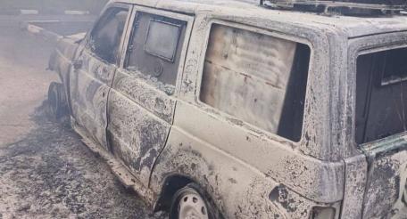 глава Белгородского района успела выпрыгнуть из машины прямо перед тем, как её атаковал дрон. Водитель и чиновница успели покинуть автомобиль прямо перед ударом, машина полностью сгорела, источник Телеграм-канал Zvezdanews | «Звезда»