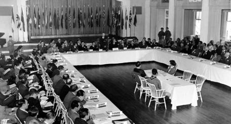 Полвека назад было принято решение о запуске бумажно-долларового стандарта