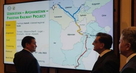 Железная дорога свяжет Узбекистан с Афганистаном и Пакистаном