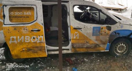 в Сумской области дрон ВС РФ ударил по автомобилю «Укрпочты», источник Телеграм-канал Украина.ру