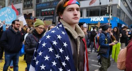 Молодые американцы ненавидят и республиканцев, и демократов