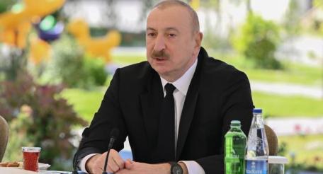 Алиев предупредил Армению о «больших неприятностях» в случае прихода к власти радикалов 