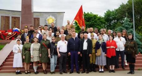 финалисты проекта «Герои Херсонщины» посетили мемориал «Площадь Победы» в Лабинском районе Краснодарского края, источник МАХ-канал Таврия. Новости Херсонской области