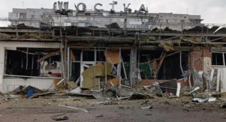 по вокзалу и железной дороге в Шостке Сумской области ударили десятки беспилотников, источник МАХ-канал Украина.ру 
