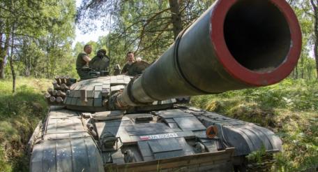 Польша требует передать ей €450 млн из кредита ЕС Украине в размере €6,6 млрд в качестве компенсации за поставленное Киеву оружие. 