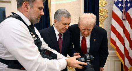 Президенты США Дональд Трамп и Узбекистана Шавкат Мирзиёев