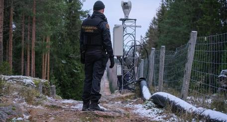 В сентябре 2026 года власти Финляндии обещают достроить забор на границе с Россией. По данным Пограничной охраны, общая длина ограждения достигнет примерно 200 километров.