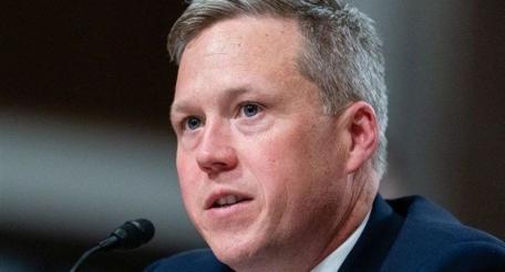 Кризис в Белом доме: отставка главы сухопутных войск США ослабляет позиции Трампа