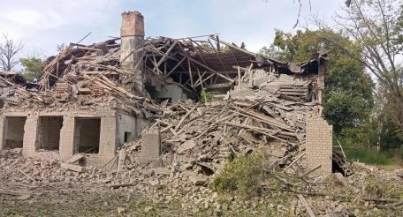последствия ударов УМПК в Осколе Харьковской области, источник МАХ-канал Хроники Гераней