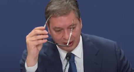 Бывший президент Сербии Александр Вучич признал поражение коалиции «Александр Вучич – Объединённая Сербия» во главе с правящей Сербской прогрессивной партией (СПП) на досрочных парламентских выборах, прошедших 25 октября 2026 года. 
