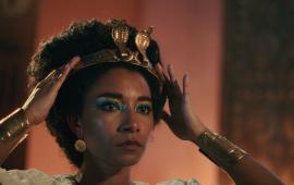 Стриминговый сервис Netflix представил первый трейлер сериала «Царица Клеопатра», вызвавший бурное обсуждение в Сети и негативную реакцию, особенно в Египте.