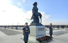 Мемориал «Незаживающая рана Донбасса» открыли в ЛНР