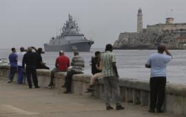 Российский корабль на рейде Гаваны