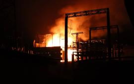 ночью враг ударил по электроподстанциям в Курской области. Последствия уточняются, в ближайшее время будет проведено инженерно-сапёрное обследование территорий, источник Телеграм-канал Операция Z: Военкоры Русской Весны