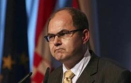 Верховному наблюдателю в Боснии и Герцеговине прислали эсэсовский шлем