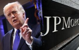 Банки стали лезть в политику и личную жизнь