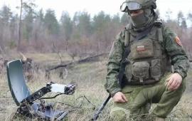 ВС РФ в зоне проведения специальной военной операции начали массово получать спутниковые терминалы отечественного производства «Спирит-030». Российская разработка стала альтернативой отключённому Starlink, источник сообщество Дневник Десантника в мессенджере МАХ