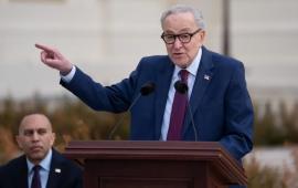 В Сенате США нарастает политическое напряжение