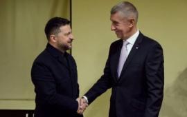 Бабиш и Зеленский встретились в Ереване