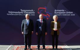 Пашинян с помпой принимал руководителей Еврокомиссии в Ереване