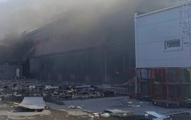 в Днепропетровской области выбит ещё один объект логистической инфраструктуры противника. «Герань» отработала по терминалу «Новой почты» в Слобожанском районе, источник МАХ-канал Военкор Котенок