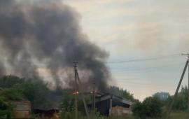 в Кучиновке Черниговской области БПЛА поразил некий ангар, источник МАХ-канал Хроники Гераней