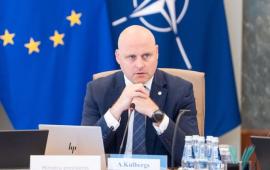 Премьер-министр Латвии Андрис Кулбергс хочет, чтобы ЕС выделил дополнительно €7 млрд на покрытие расходов, понесённых Ригой в противостоянии с Россией.