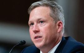 Кризис в Белом доме: отставка главы сухопутных войск США ослабляет позиции Трампа
