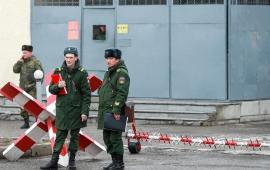 102-я российская военная база дислоцируется в Гюмри с 1995 г. на основе межгосударственного договора между Арменией и Россией.