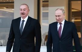 Президенты России и Азербайджана Владимир Путин и Ильхам Алиев провели переговоры по телефону