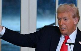 Опрос: 63% американцев считают администрацию Трампа причиной ухудшения экономической ситуации 