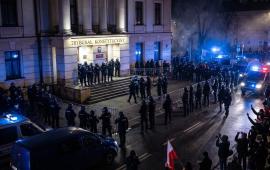 Туск – против Навроцкого: попытка государственного переворота в Польше